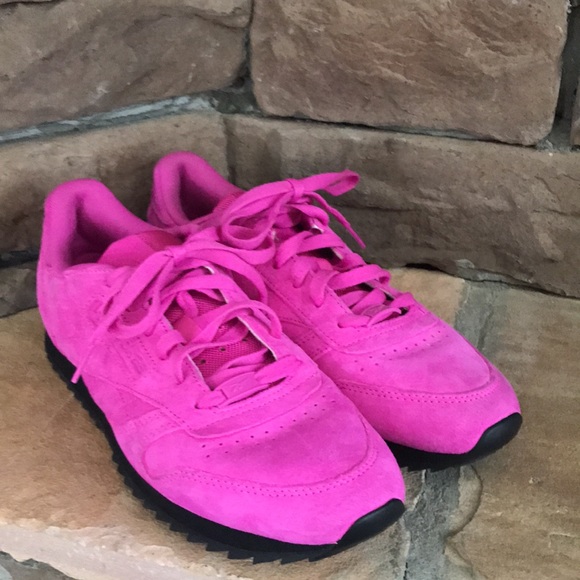reebok dynamic pink